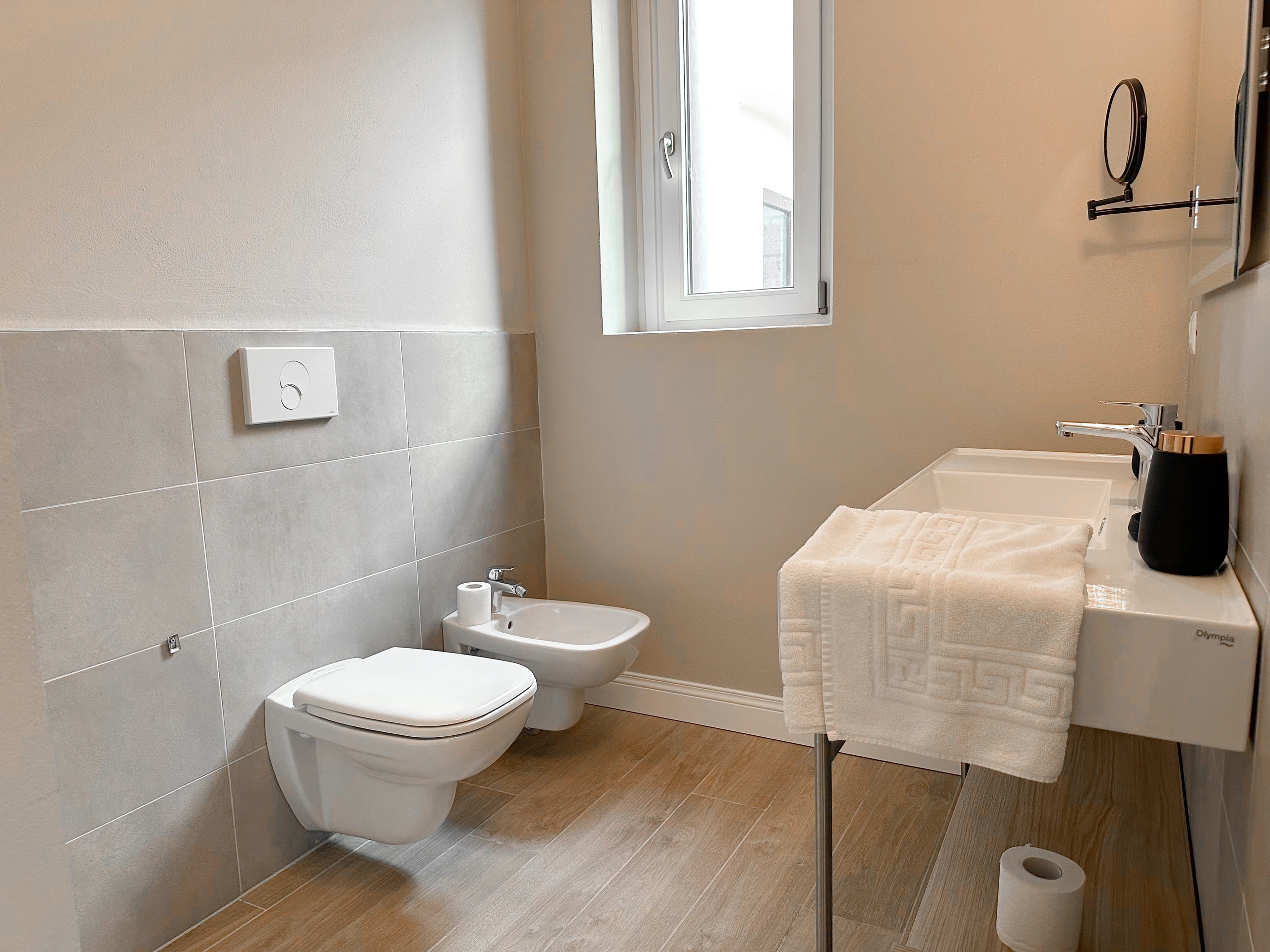Siena residences · Apartment bathroom