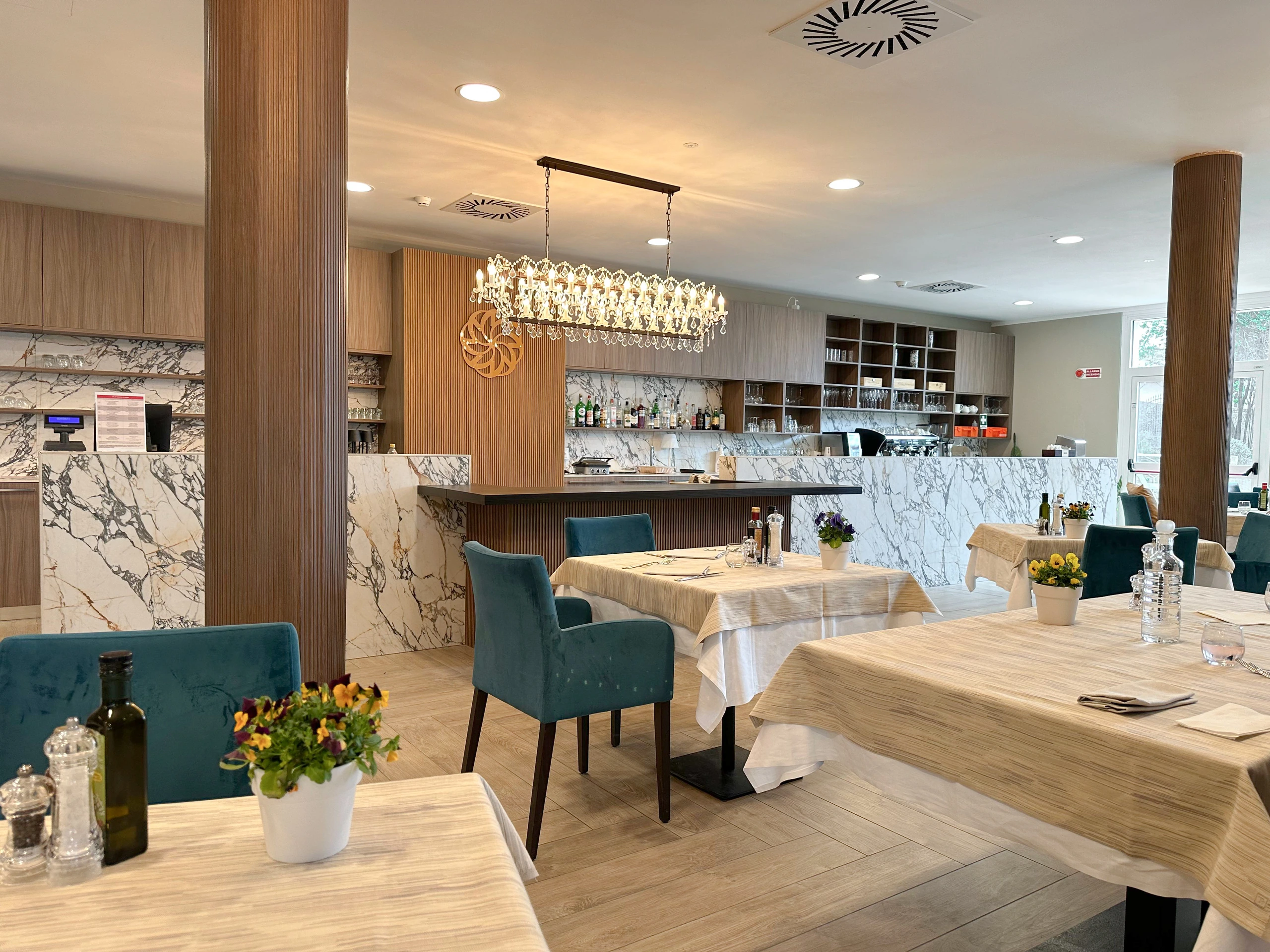 Siena residences · Restaurant and bar interior